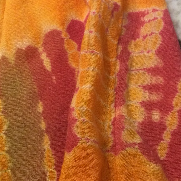 - - Colorful tropical dress - Picture 3 of 3